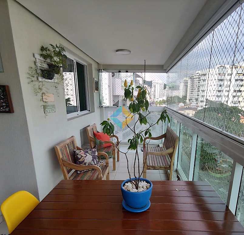 Apartamento à venda com 3 quartos, 130m² - Foto 8