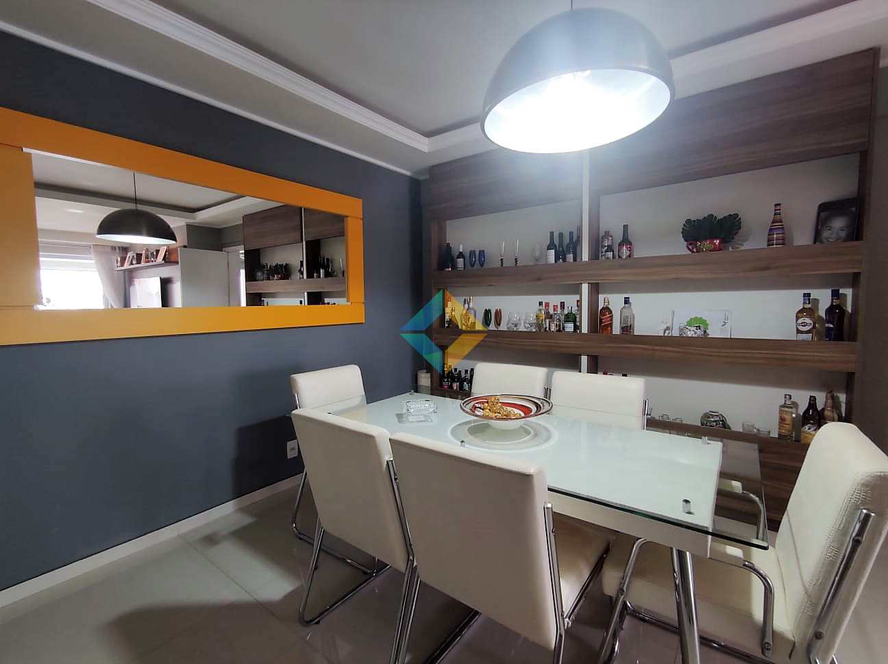 Apartamento à venda com 3 quartos, 130m² - Foto 3