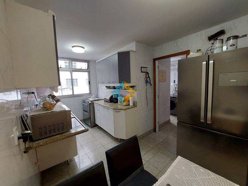 Apartamento à venda com 4 quartos, 240m² - Foto 16