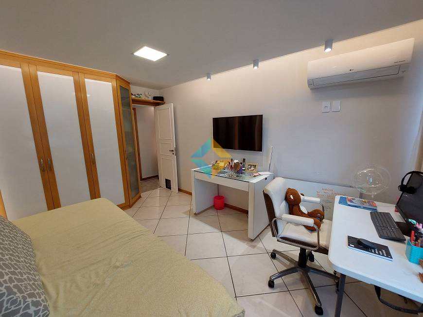 Apartamento à venda com 4 quartos, 240m² - Foto 13