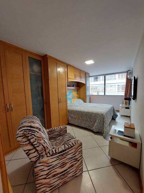 Apartamento à venda com 4 quartos, 240m² - Foto 12