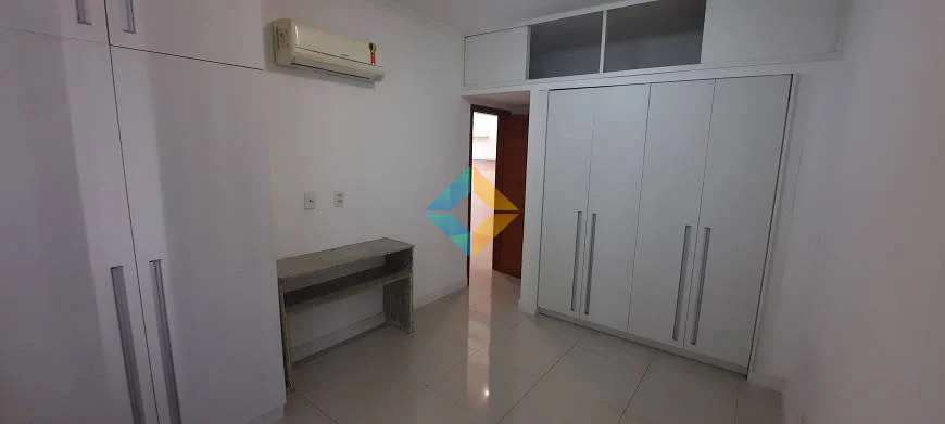 Apartamento à venda com 3 quartos, 120m² - Foto 9