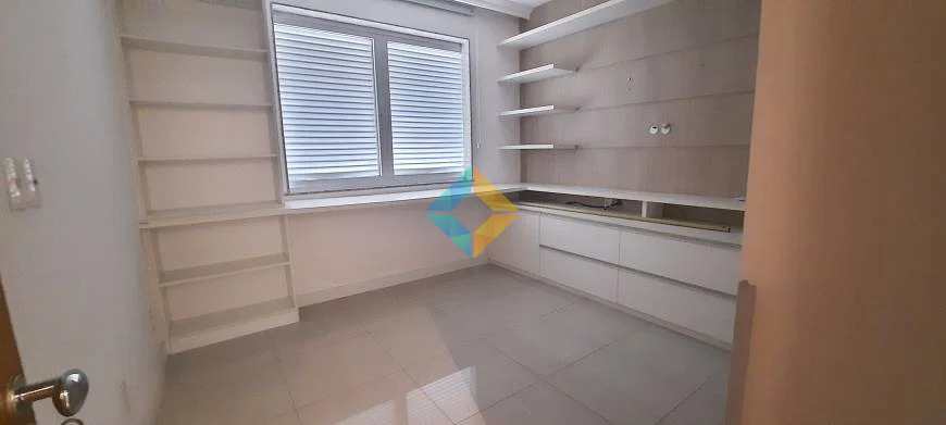 Apartamento à venda com 3 quartos, 120m² - Foto 8