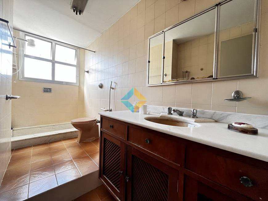 Apartamento à venda com 3 quartos, 160m² - Foto 17