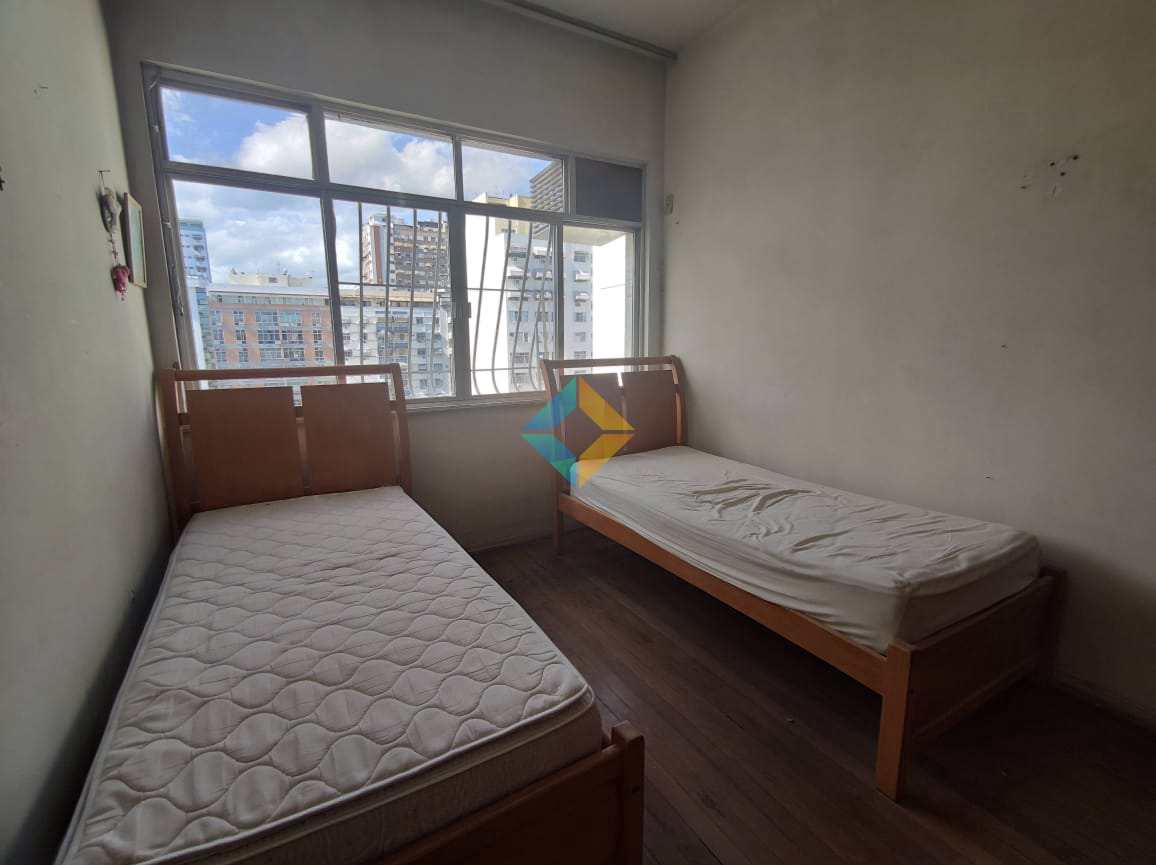 Apartamento à venda com 3 quartos, 160m² - Foto 13