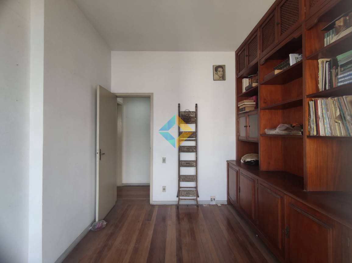 Apartamento à venda com 3 quartos, 160m² - Foto 20