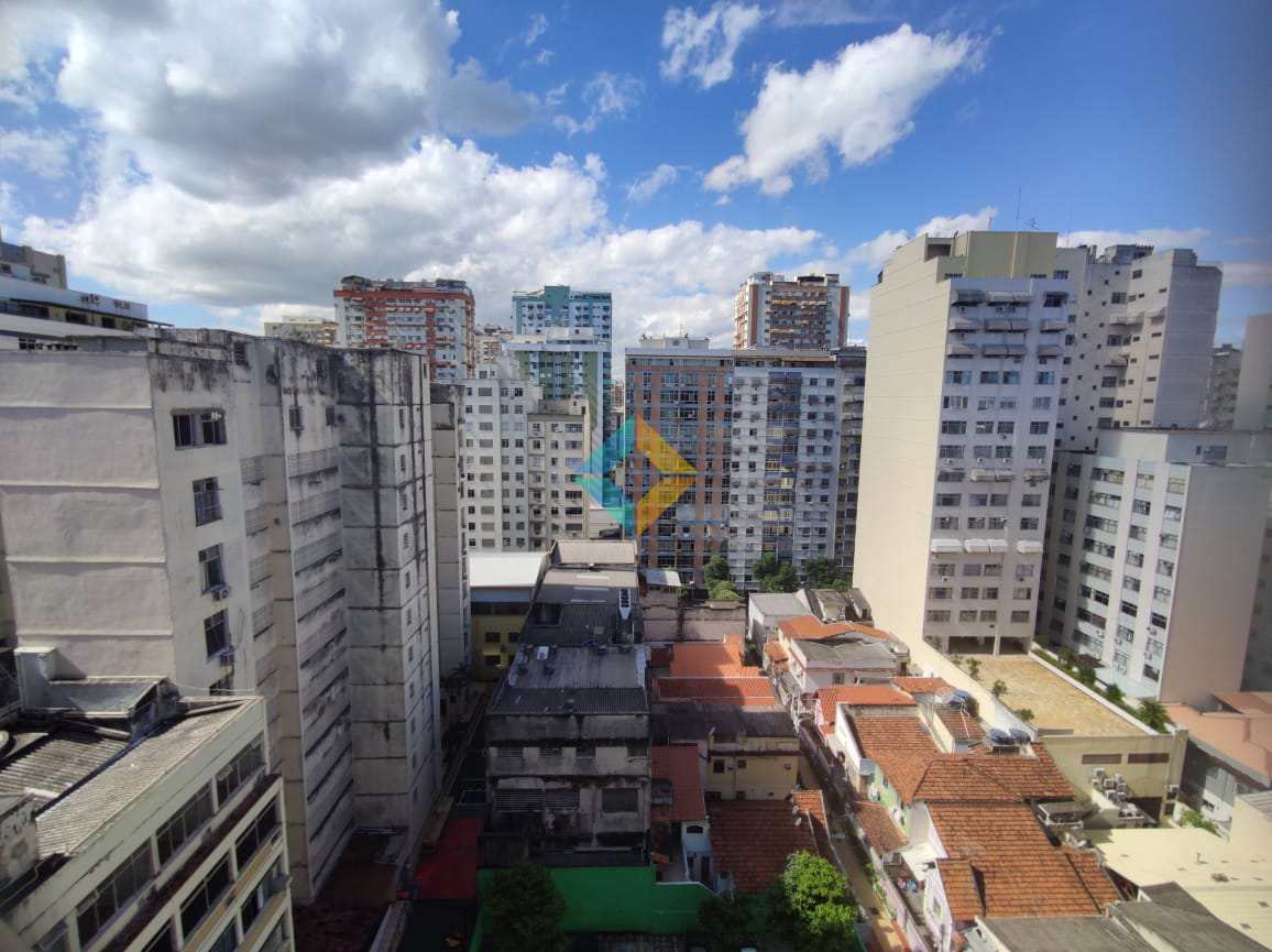 Apartamento à venda com 3 quartos, 160m² - Foto 9