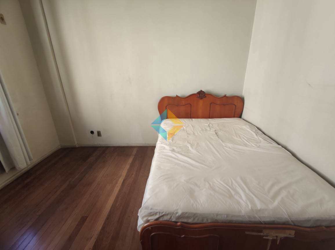 Apartamento à venda com 3 quartos, 160m² - Foto 15