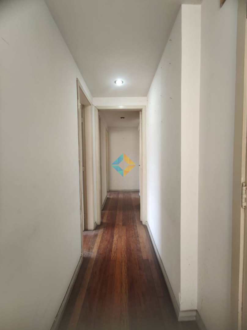 Apartamento à venda com 3 quartos, 160m² - Foto 10