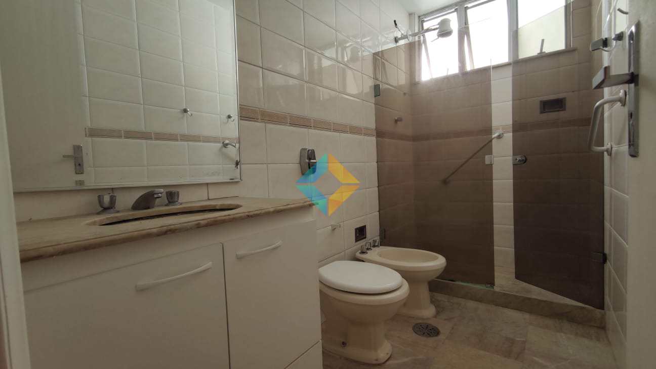 Apartamento à venda com 3 quartos, 160m² - Foto 11