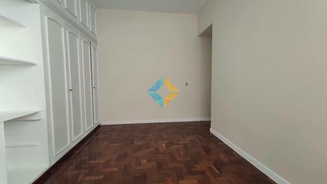 Apartamento à venda com 3 quartos, 160m² - Foto 9