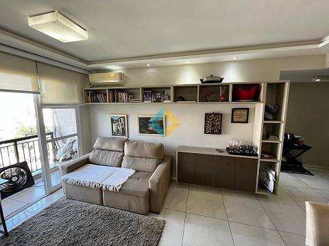 Apartamento à venda com 2 quartos, 70m² - Foto 1