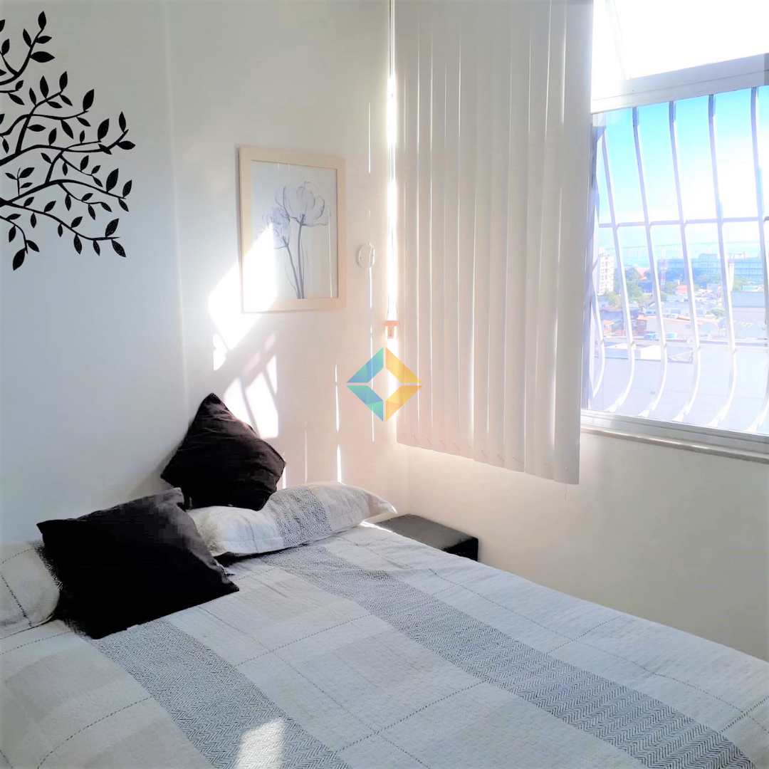 Apartamento à venda com 3 quartos, 100m² - Foto 3