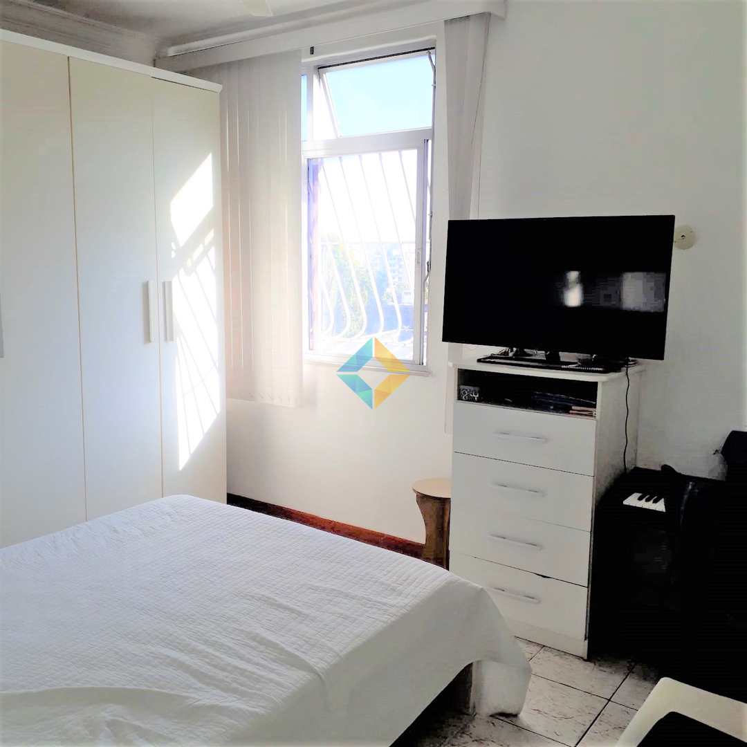 Apartamento à venda com 3 quartos, 100m² - Foto 4