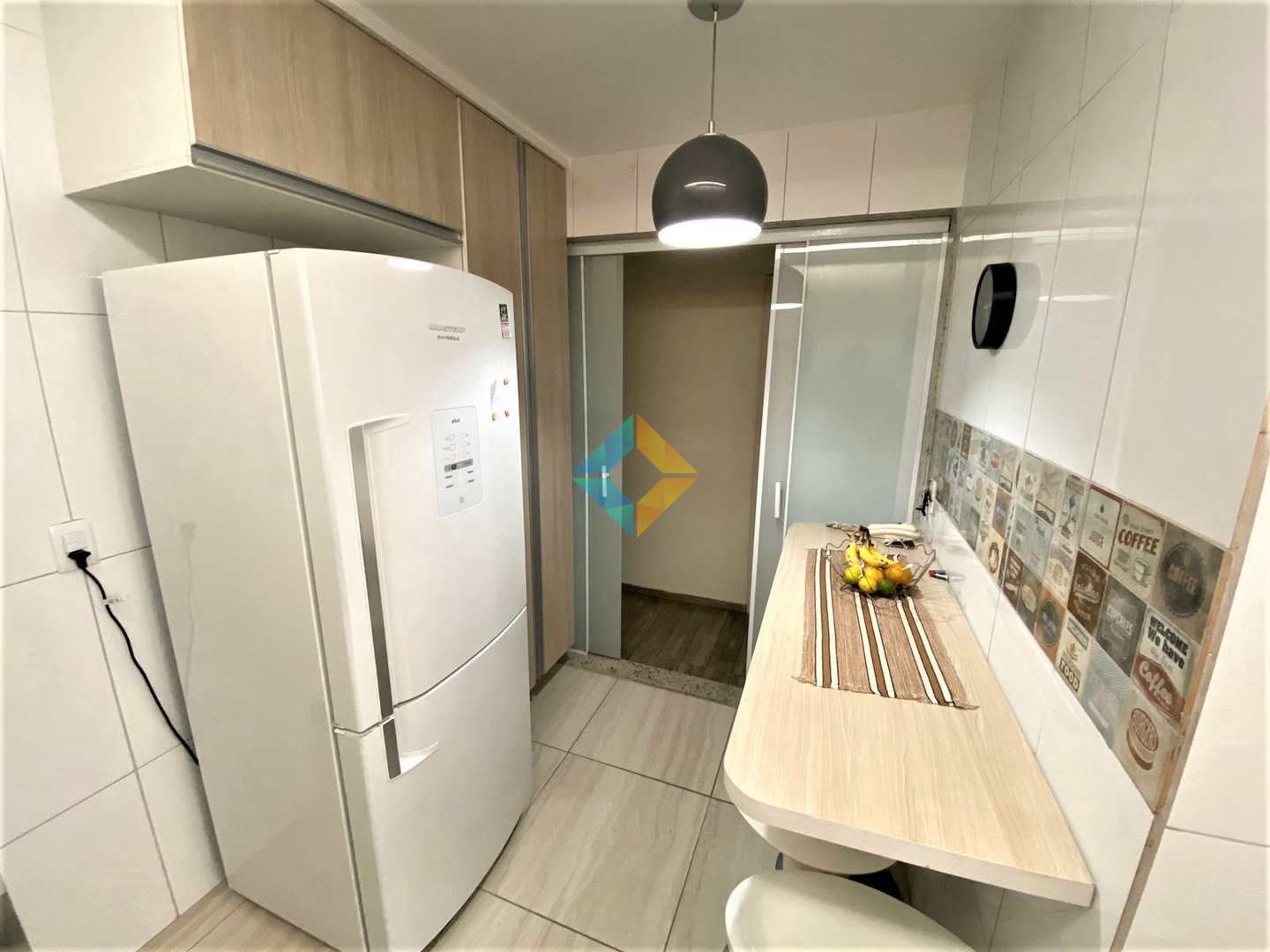 Apartamento à venda com 2 quartos, 72m² - Foto 3