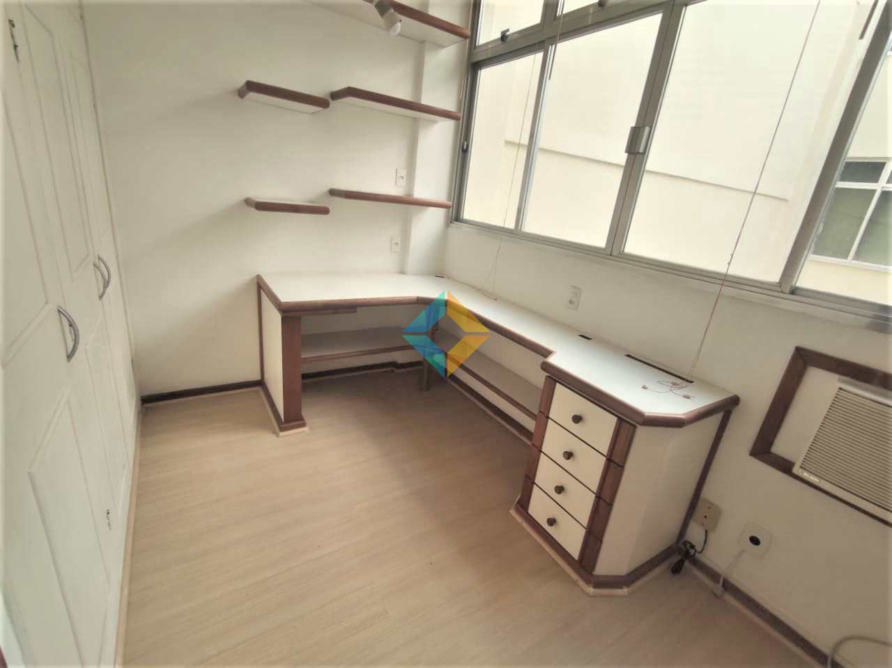 Apartamento à venda com 2 quartos, 85m² - Foto 6