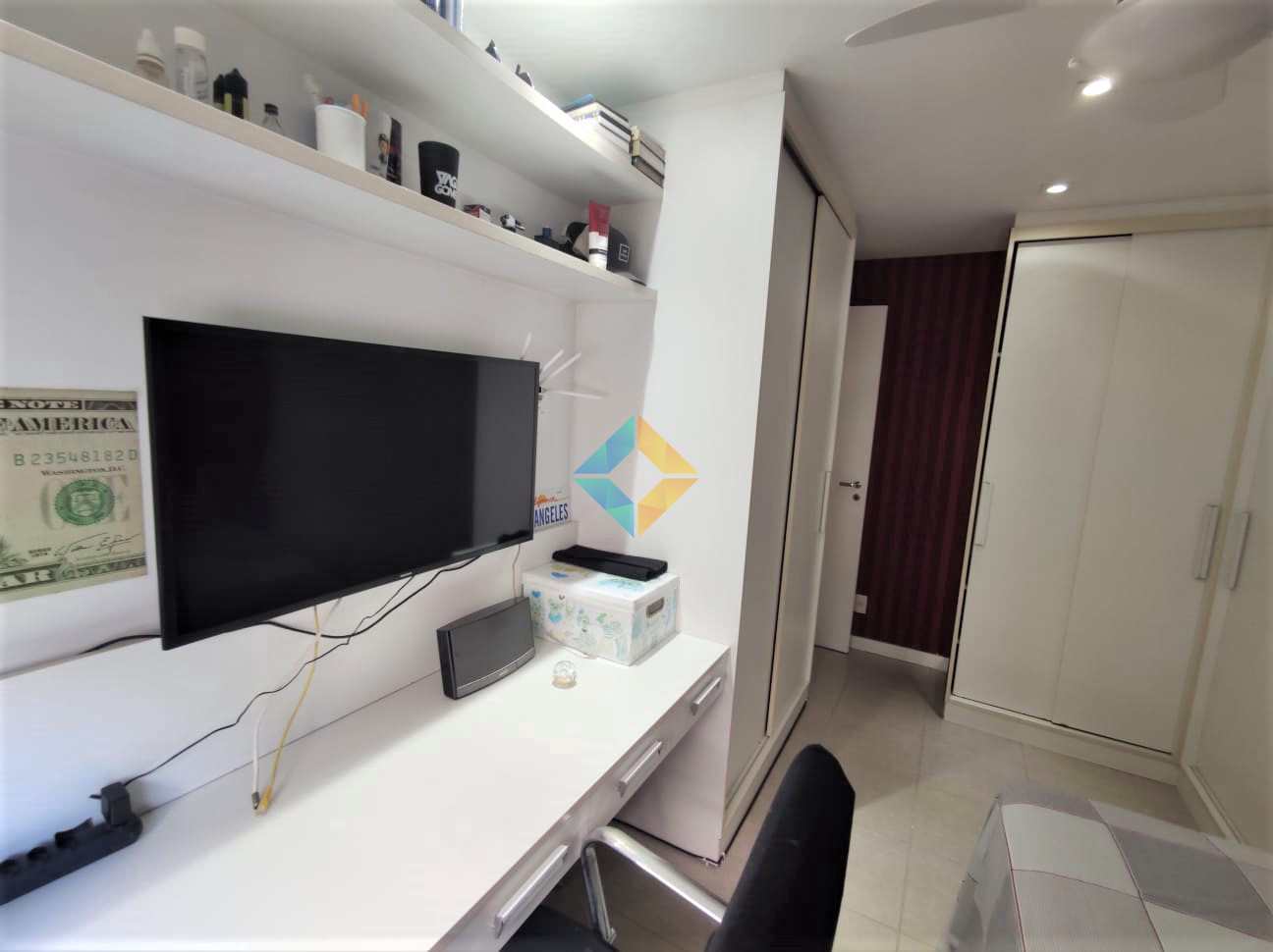 Apartamento à venda com 4 quartos, 140m² - Foto 12