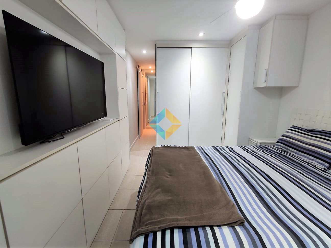 Apartamento à venda com 4 quartos, 140m² - Foto 16