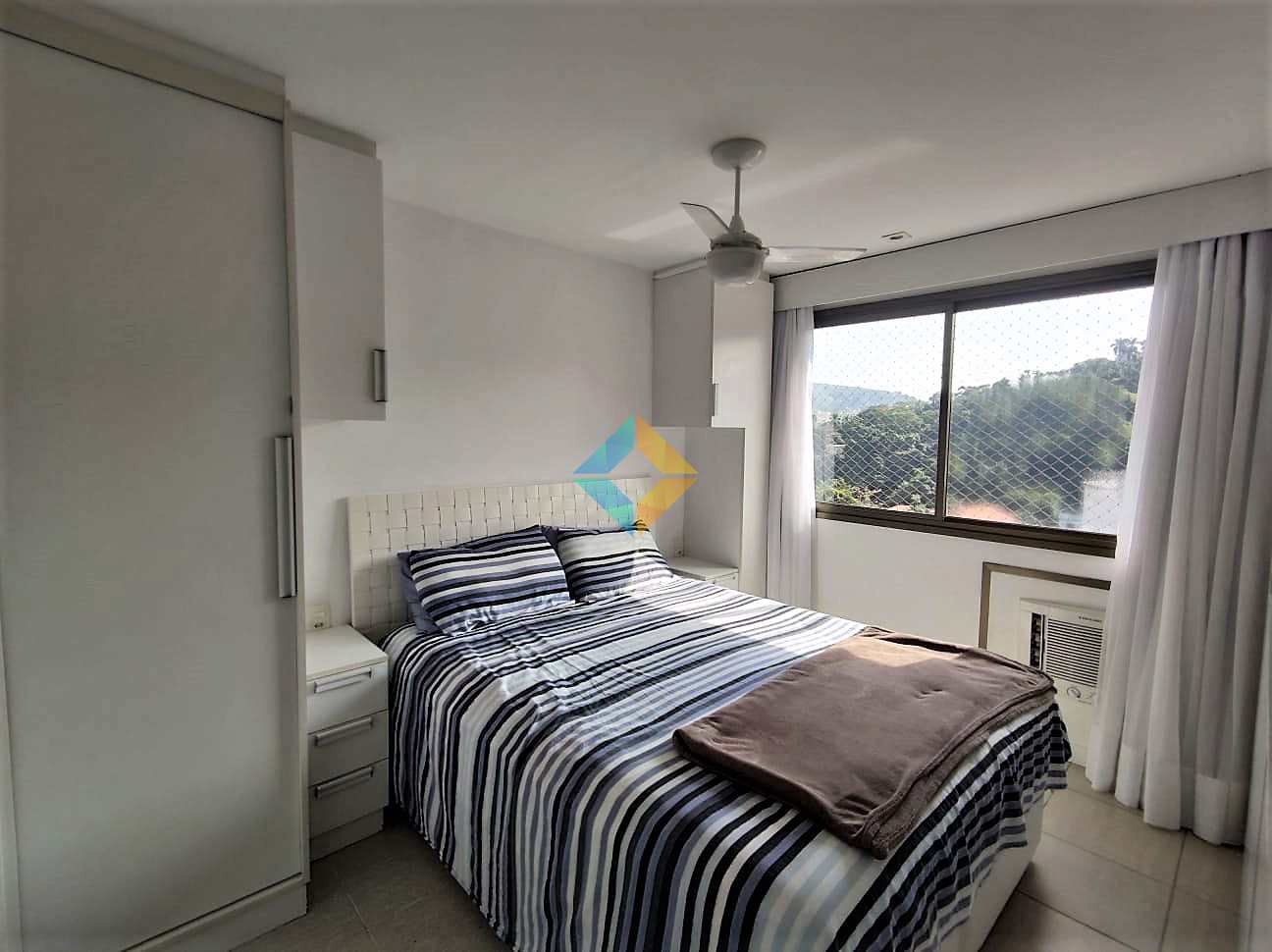 Apartamento à venda com 4 quartos, 140m² - Foto 18