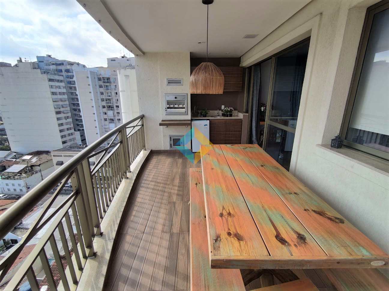 Apartamento à venda com 4 quartos, 140m² - Foto 9