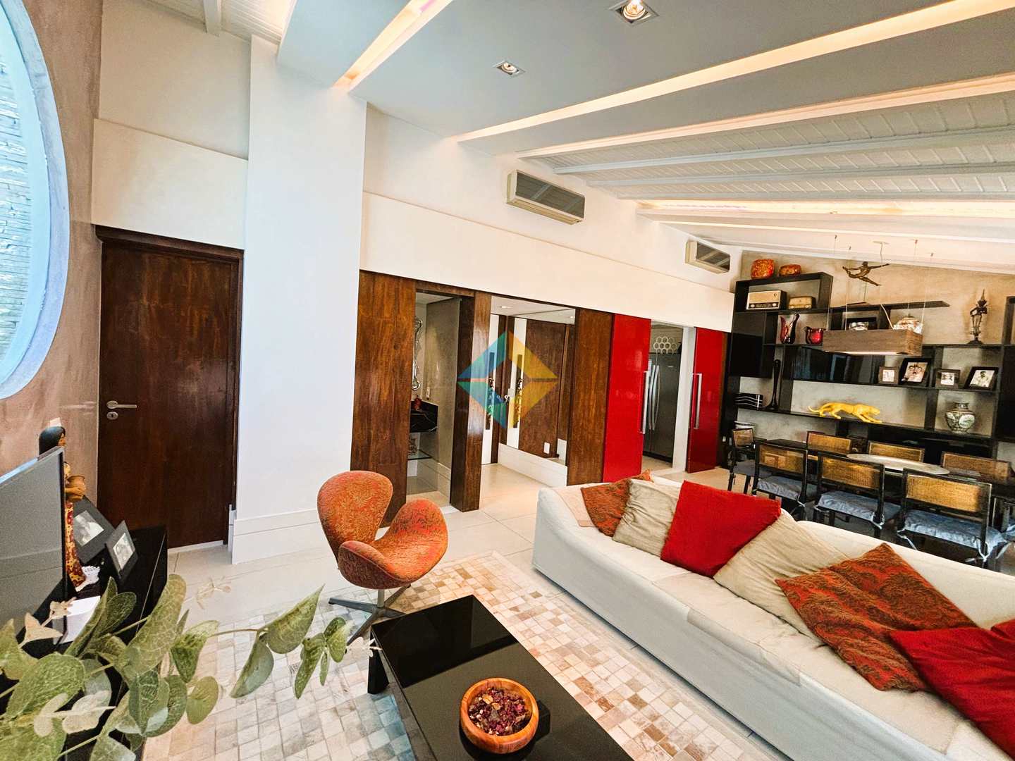 Cobertura à venda com 4 quartos, 240m² - Foto 5