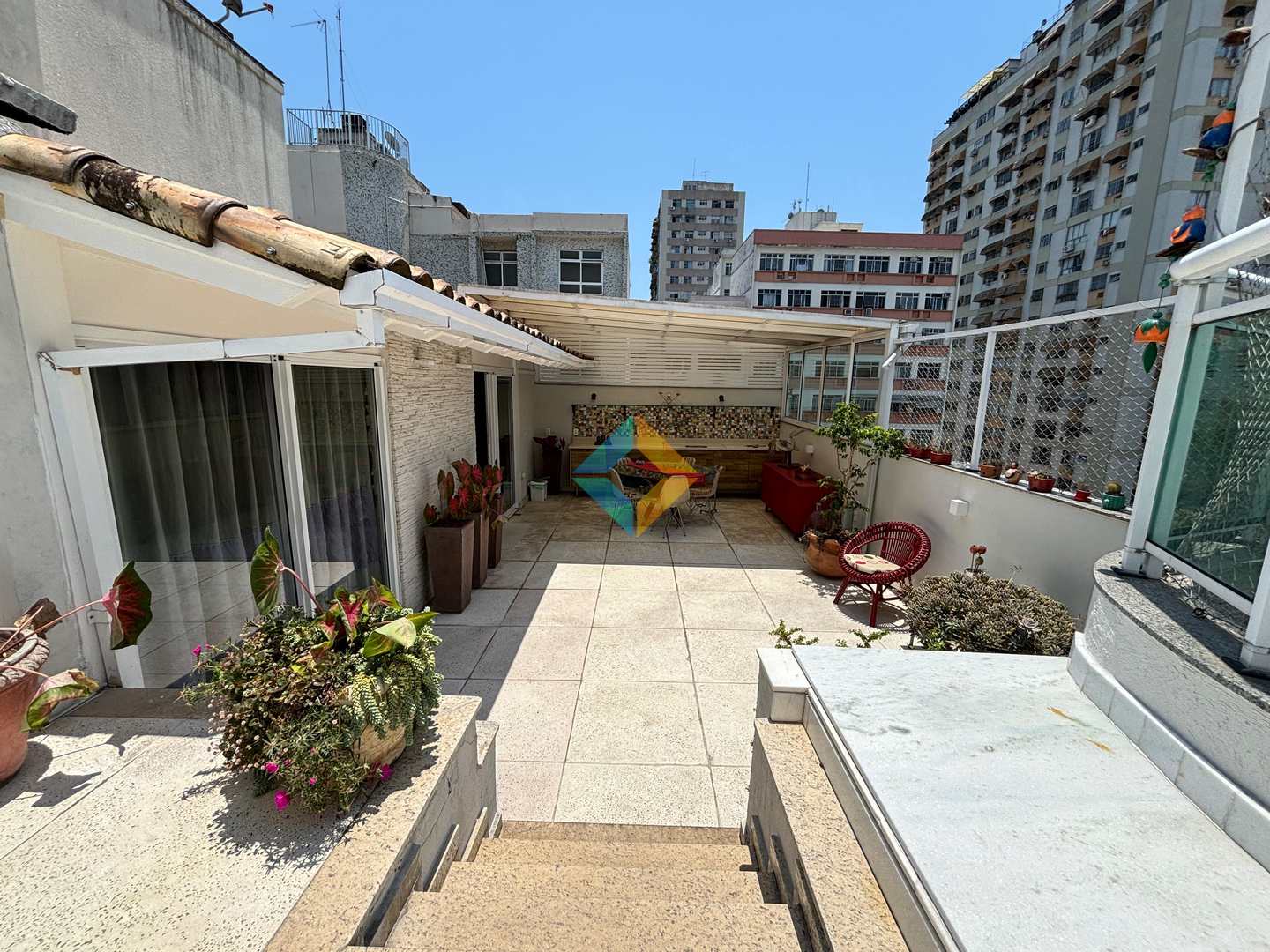 Cobertura à venda com 4 quartos, 240m² - Foto 17