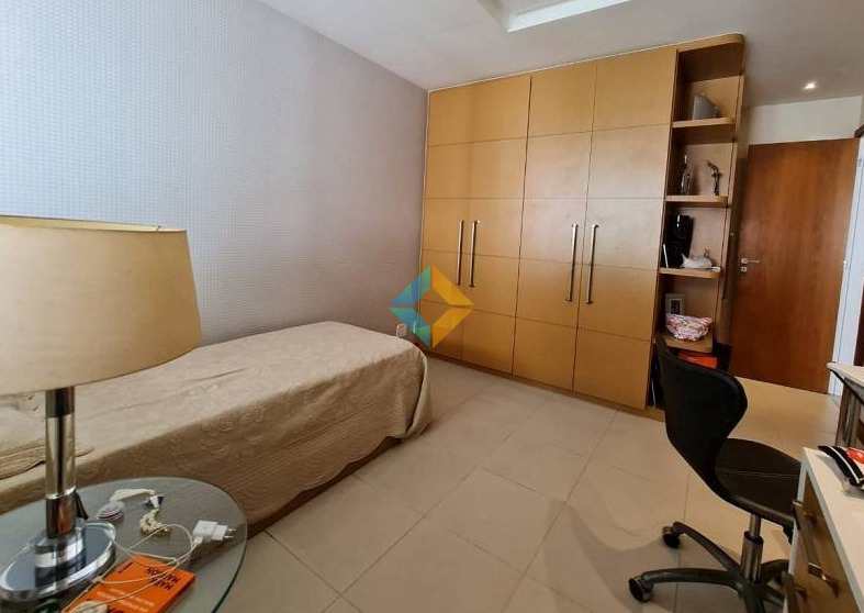 Apartamento à venda com 4 quartos, 186m² - Foto 8