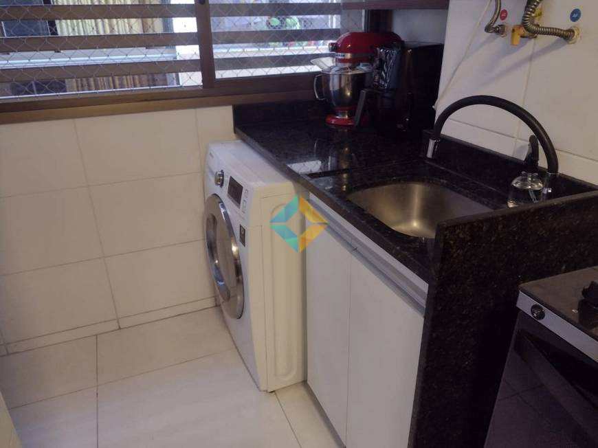 Apartamento à venda com 2 quartos, 80m² - Foto 21