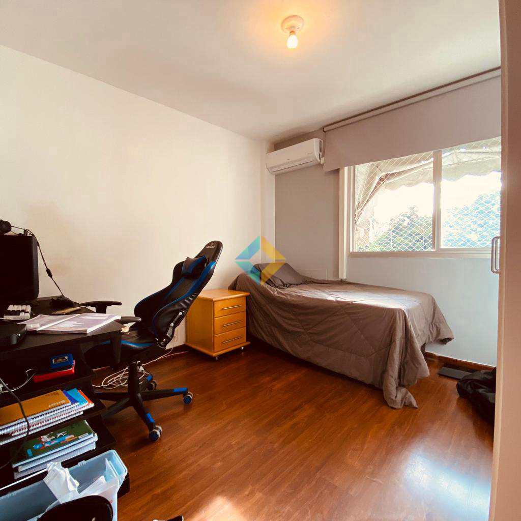 Apartamento à venda com 3 quartos, 125m² - Foto 9