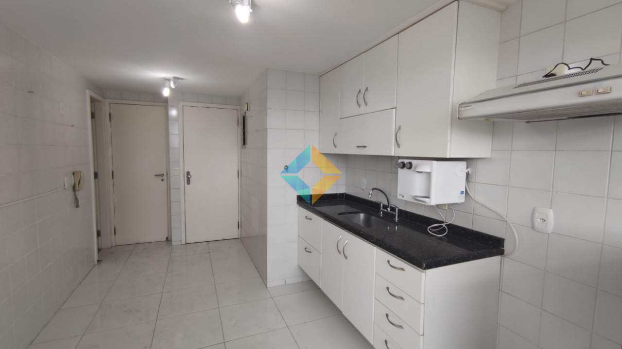 Apartamento à venda com 3 quartos, 130m² - Foto 34