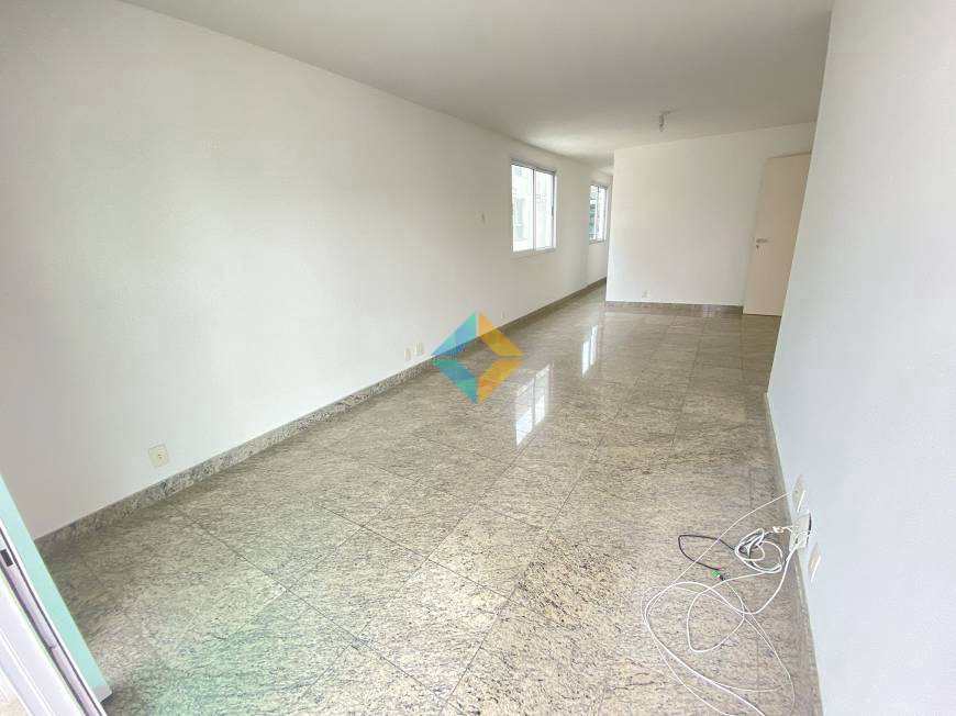 Apartamento à venda com 3 quartos, 130m² - Foto 6