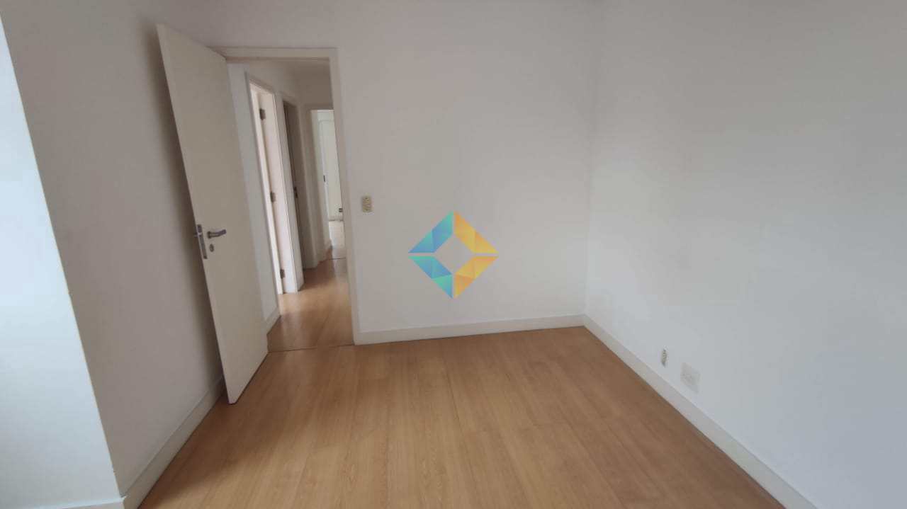 Apartamento à venda com 3 quartos, 130m² - Foto 21