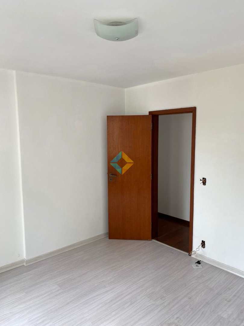 Apartamento à venda com 4 quartos, 260m² - Foto 17