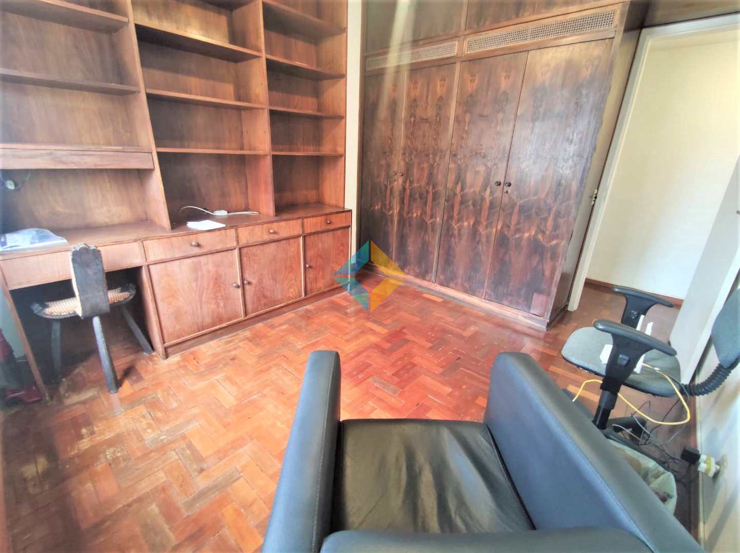 Apartamento à venda com 3 quartos, 130m² - Foto 13