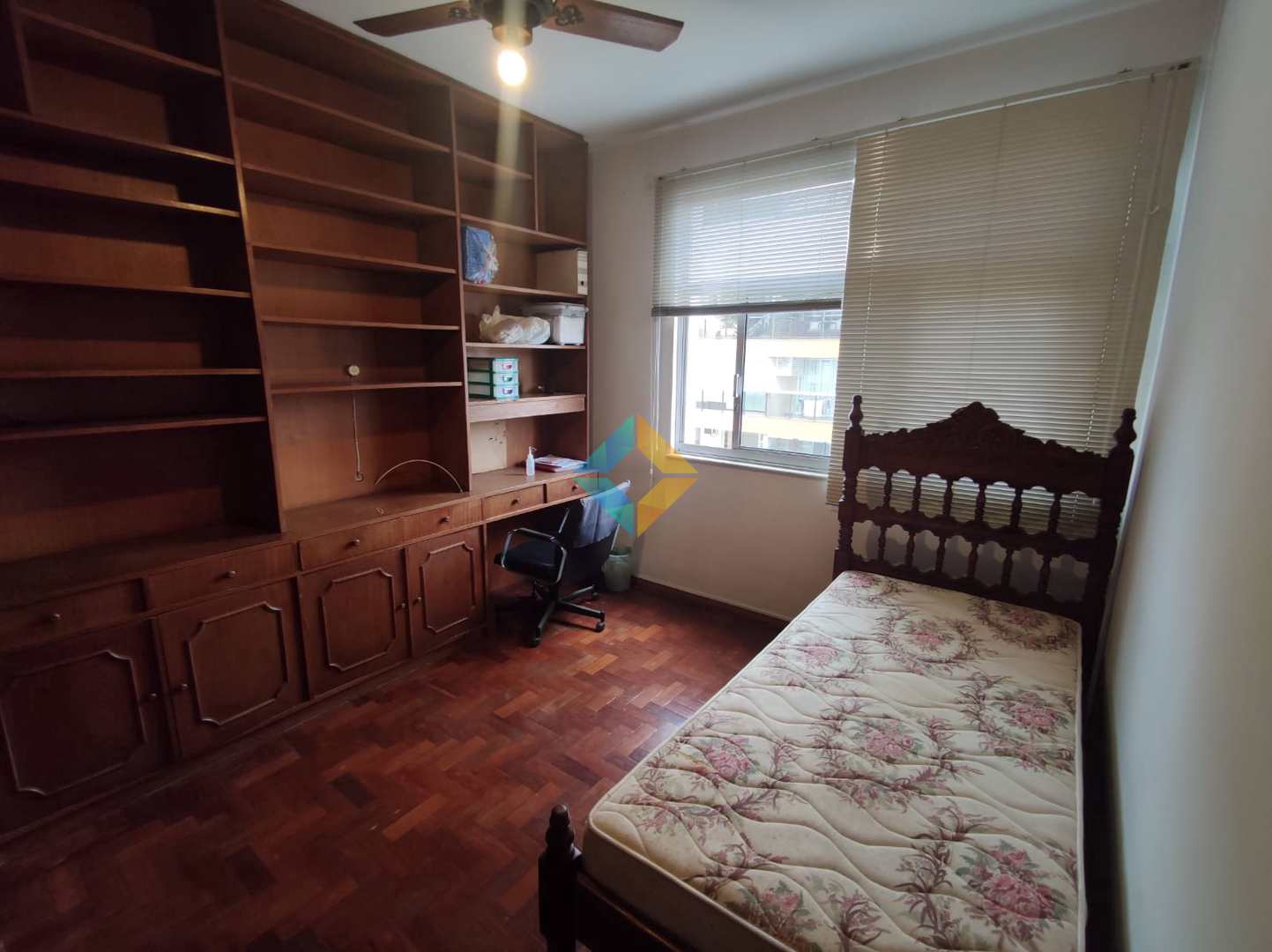 Apartamento à venda com 3 quartos, 130m² - Foto 9