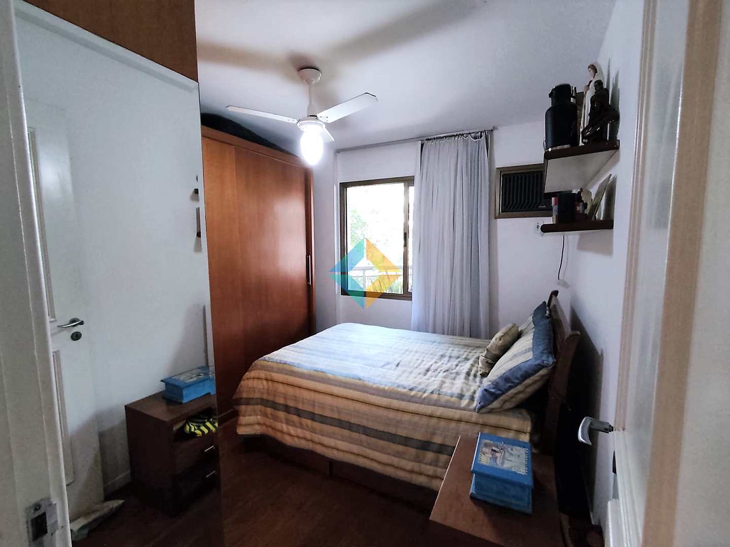 Apartamento à venda com 4 quartos, 150m² - Foto 9