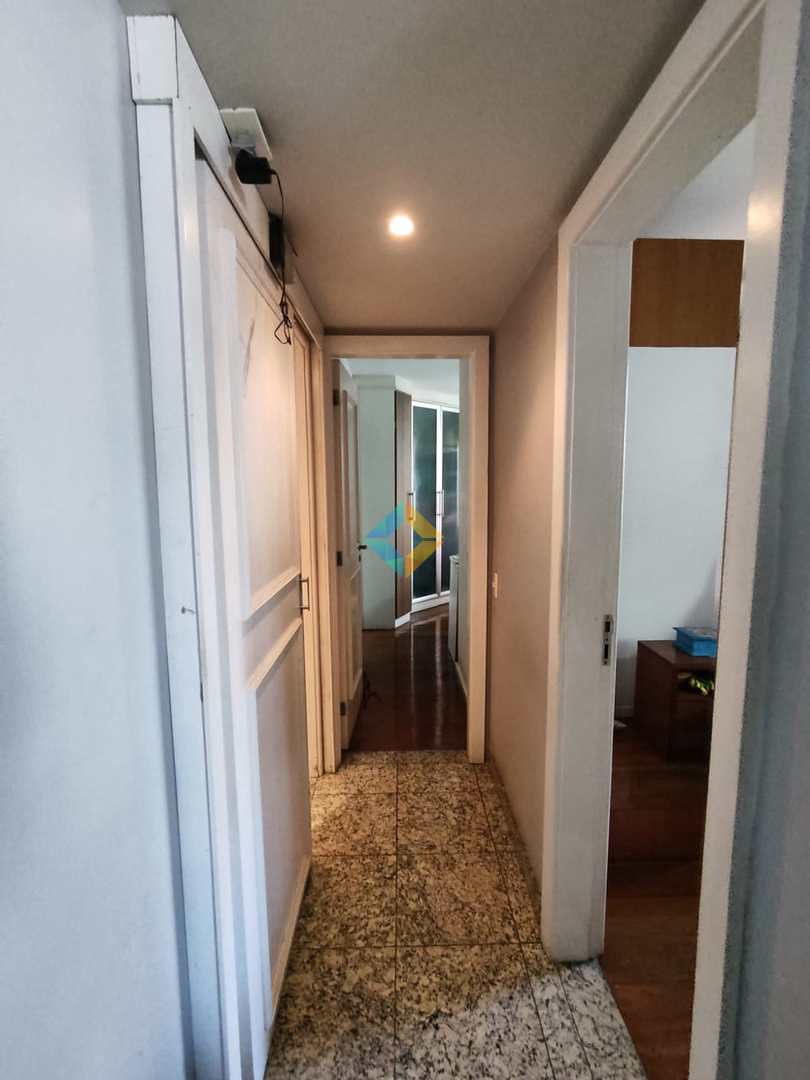 Apartamento à venda com 4 quartos, 150m² - Foto 20