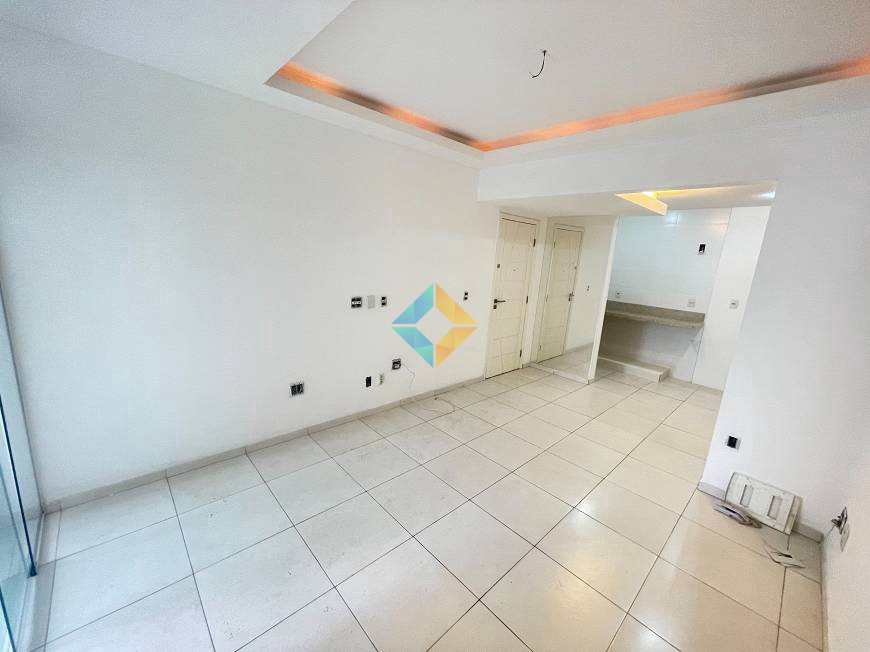 Apartamento à venda com 1 quarto, 42m² - Foto 1