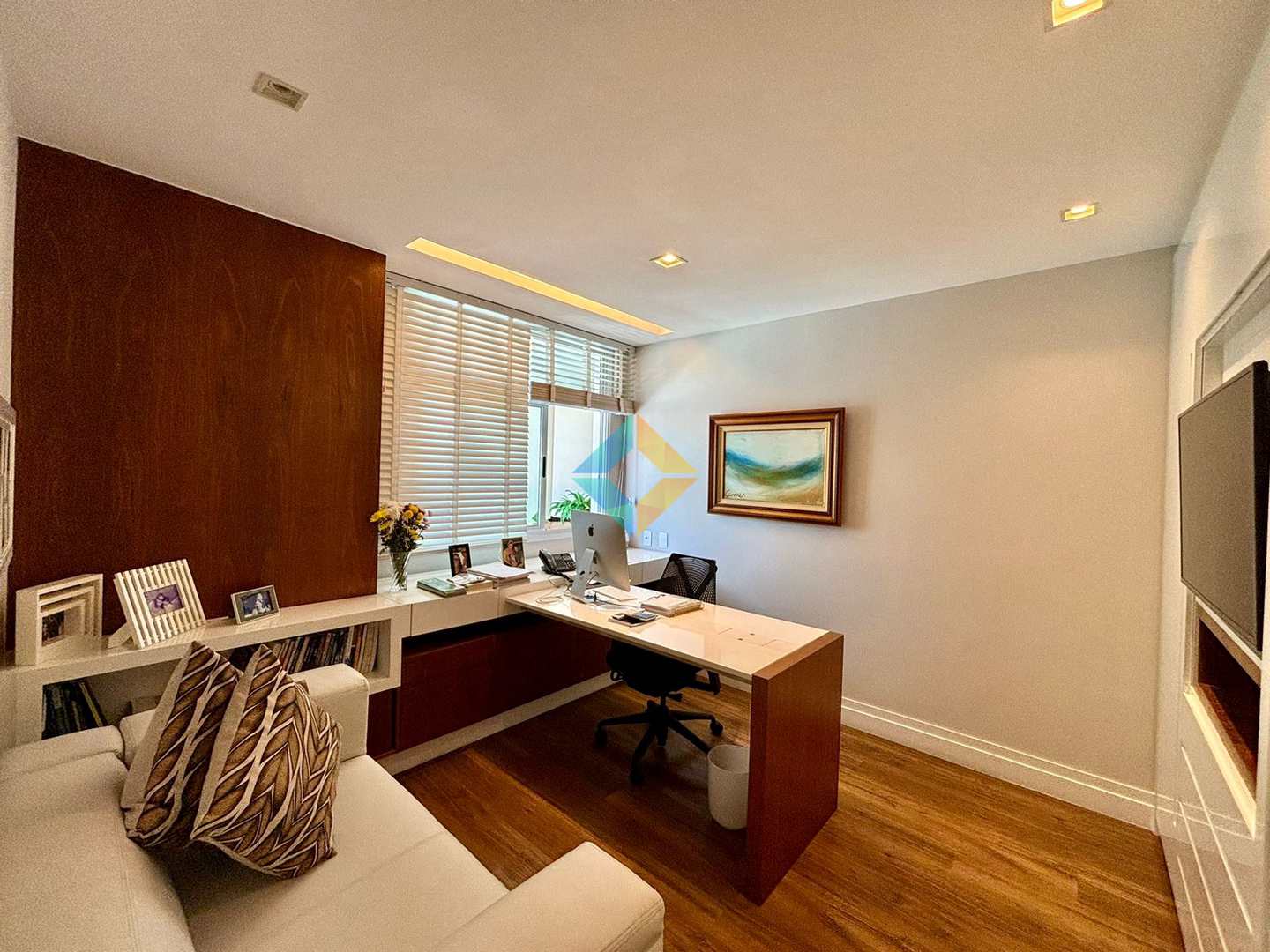 Apartamento à venda com 4 quartos, 220m² - Foto 35