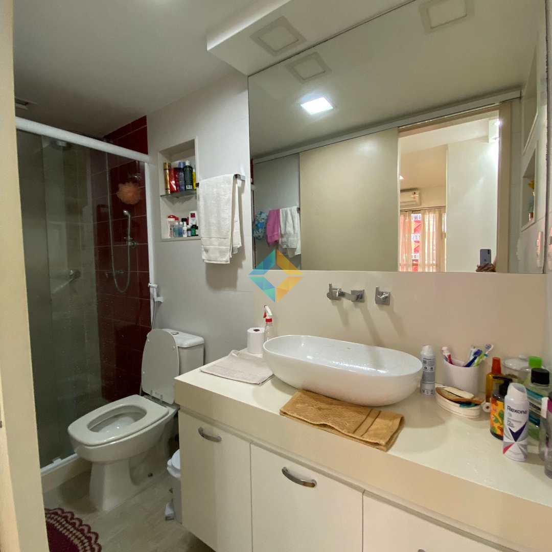 Apartamento à venda com 4 quartos, 143m² - Foto 9