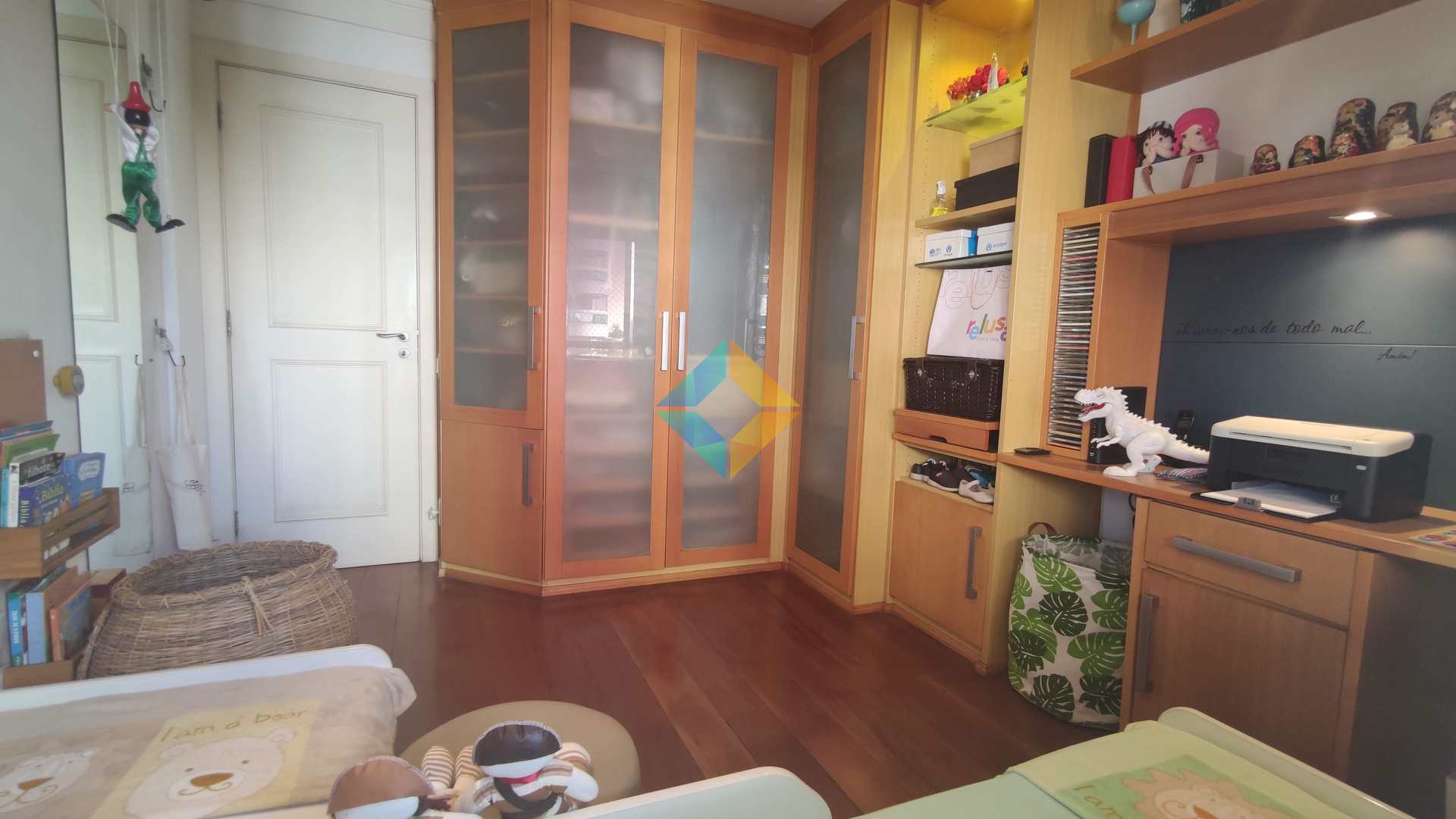 Apartamento à venda com 4 quartos, 150m² - Foto 18