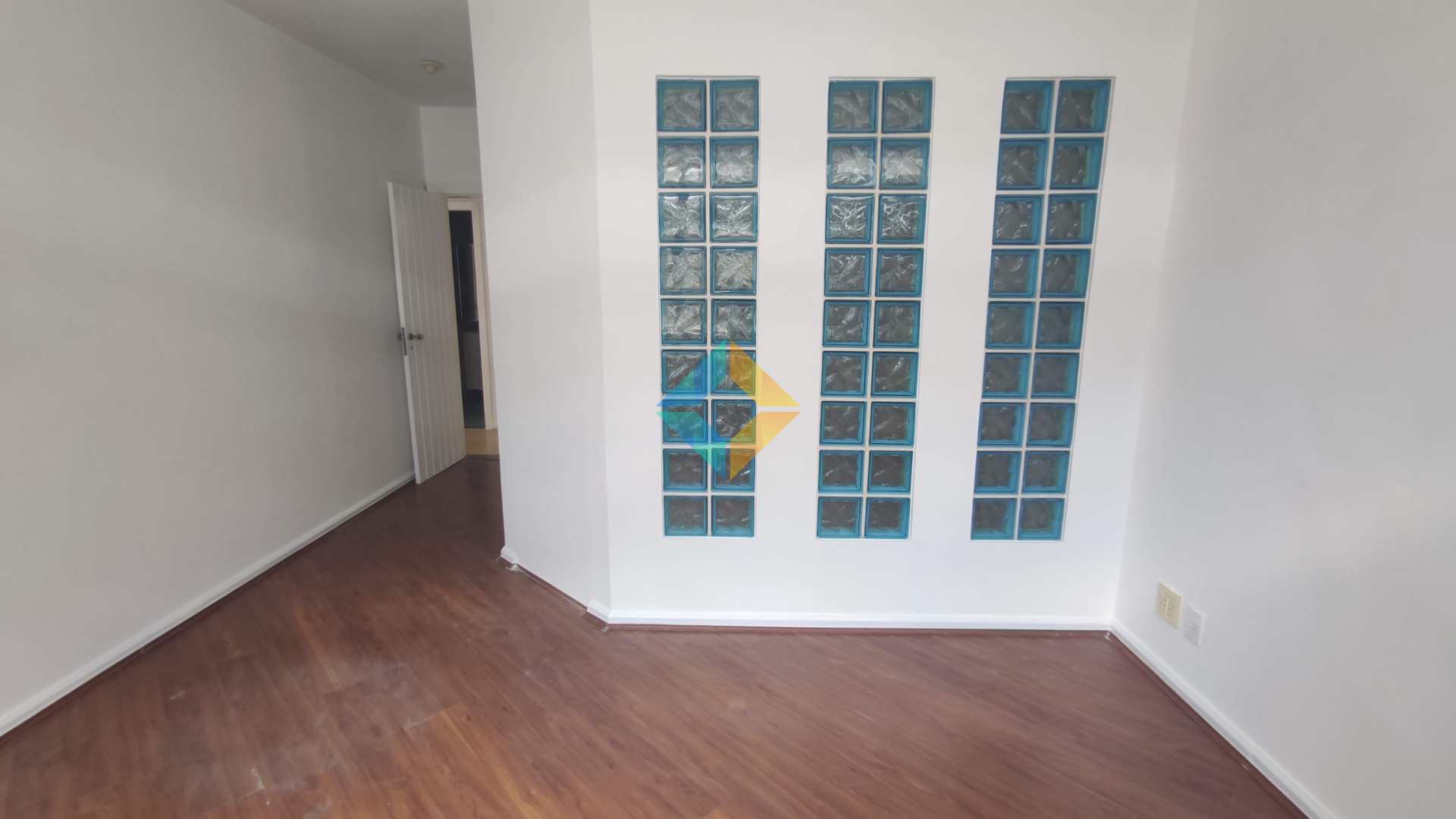 Apartamento à venda com 3 quartos, 140m² - Foto 10