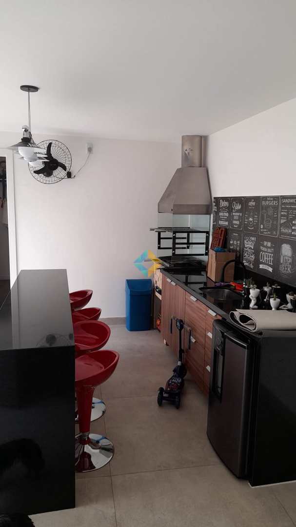 Apartamento à venda com 3 quartos, 210m² - Foto 18