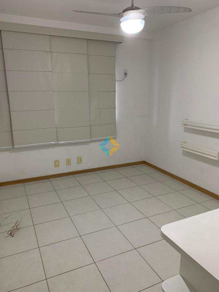 Apartamento à venda com 3 quartos, 120m² - Foto 7