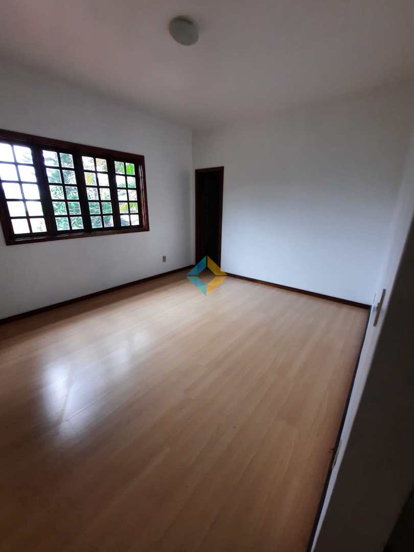 Casa de Condomínio à venda com 5 quartos, 438m² - Foto 32