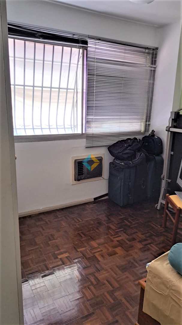 Apartamento à venda com 4 quartos, 140m² - Foto 10