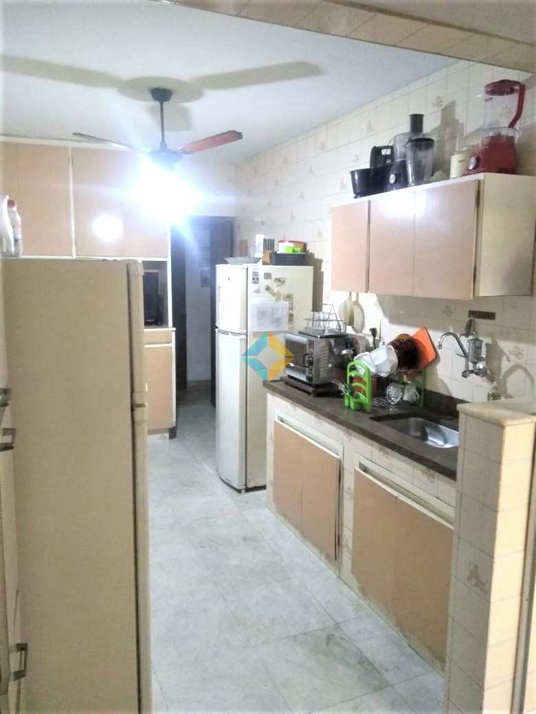 Apartamento à venda com 3 quartos, 127m² - Foto 10