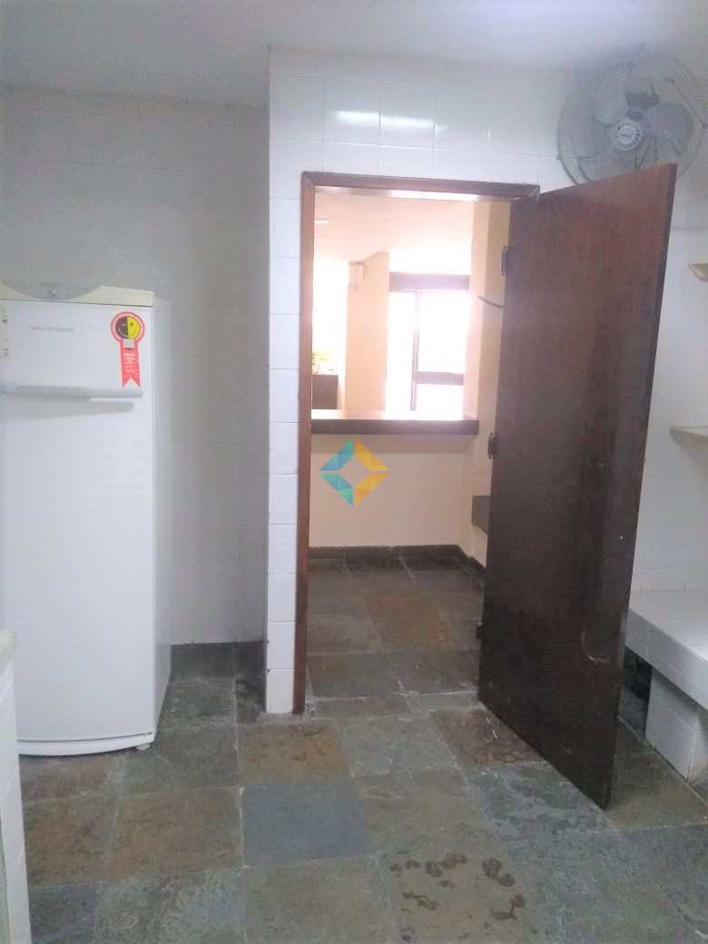 Apartamento à venda com 3 quartos, 127m² - Foto 7