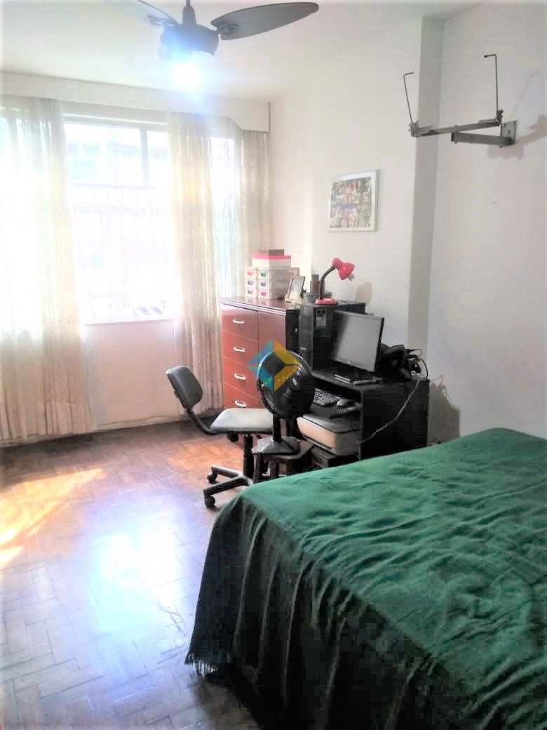 Apartamento à venda com 3 quartos, 127m² - Foto 4