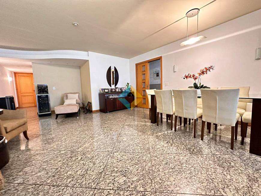 Apartamento à venda com 4 quartos, 191m² - Foto 6